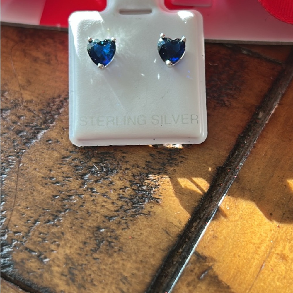 Heart-Shaped lab grown blue sapphire Sterling‎ Silver stud Earrings